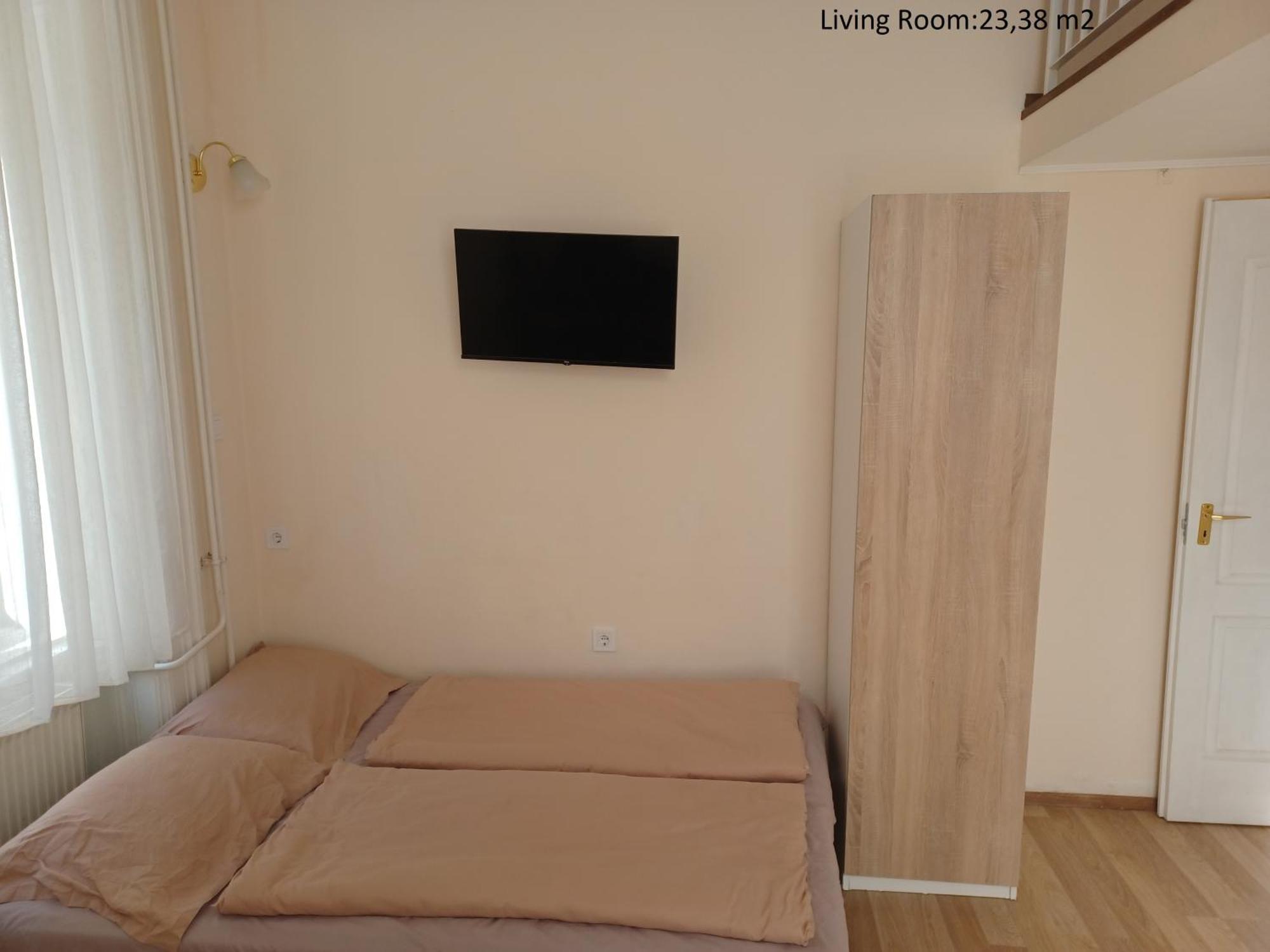 Loft House Pensiune